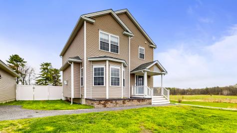 48 Lubear Way Auburn ME 04210