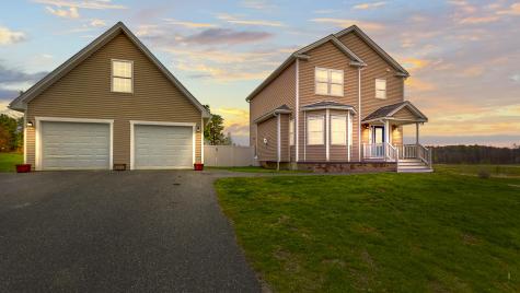 48 Lubear Way Auburn ME 04210