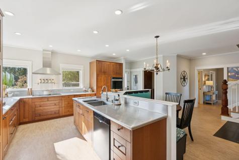 11 Orchard Hill Road Freeport ME 04032