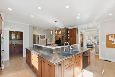 11 Orchard Hill Road Freeport ME 04032