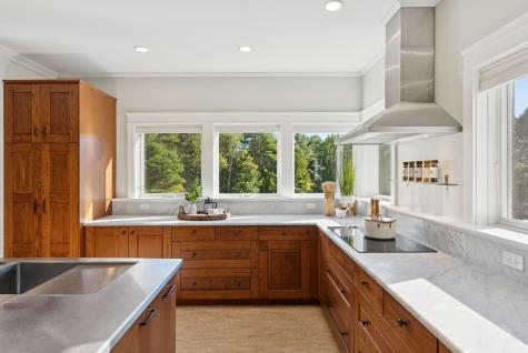 11 Orchard Hill Road Freeport ME 04032