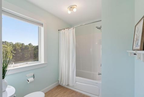 11 Orchard Hill Road Freeport ME 04032