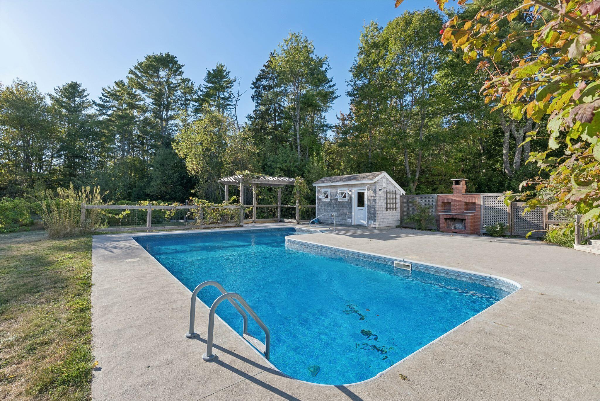 11 Orchard Hill Road Freeport ME 04032