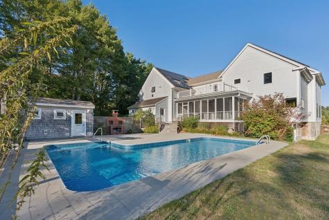 11 Orchard Hill Road Freeport ME 04032