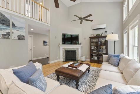 6 Fox Hall Road Falmouth ME 04105