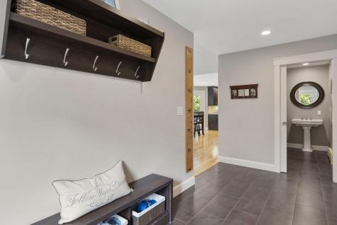 6 Fox Hall Road Falmouth ME 04105