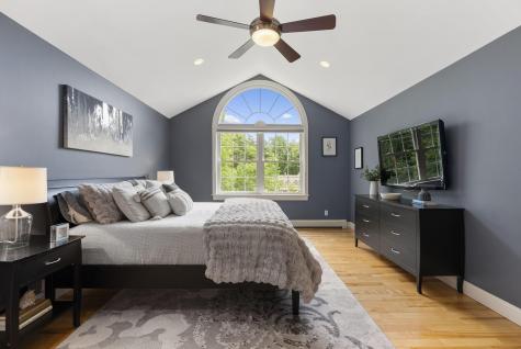 6 Fox Hall Road Falmouth ME 04105