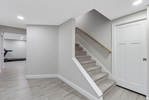 6 Fox Hall Road Falmouth ME 04105