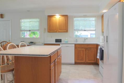 5 Manning Avenue Lewiston ME 04240
