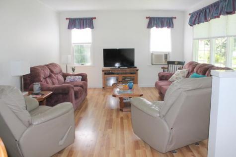 5 Manning Avenue Lewiston ME 04240