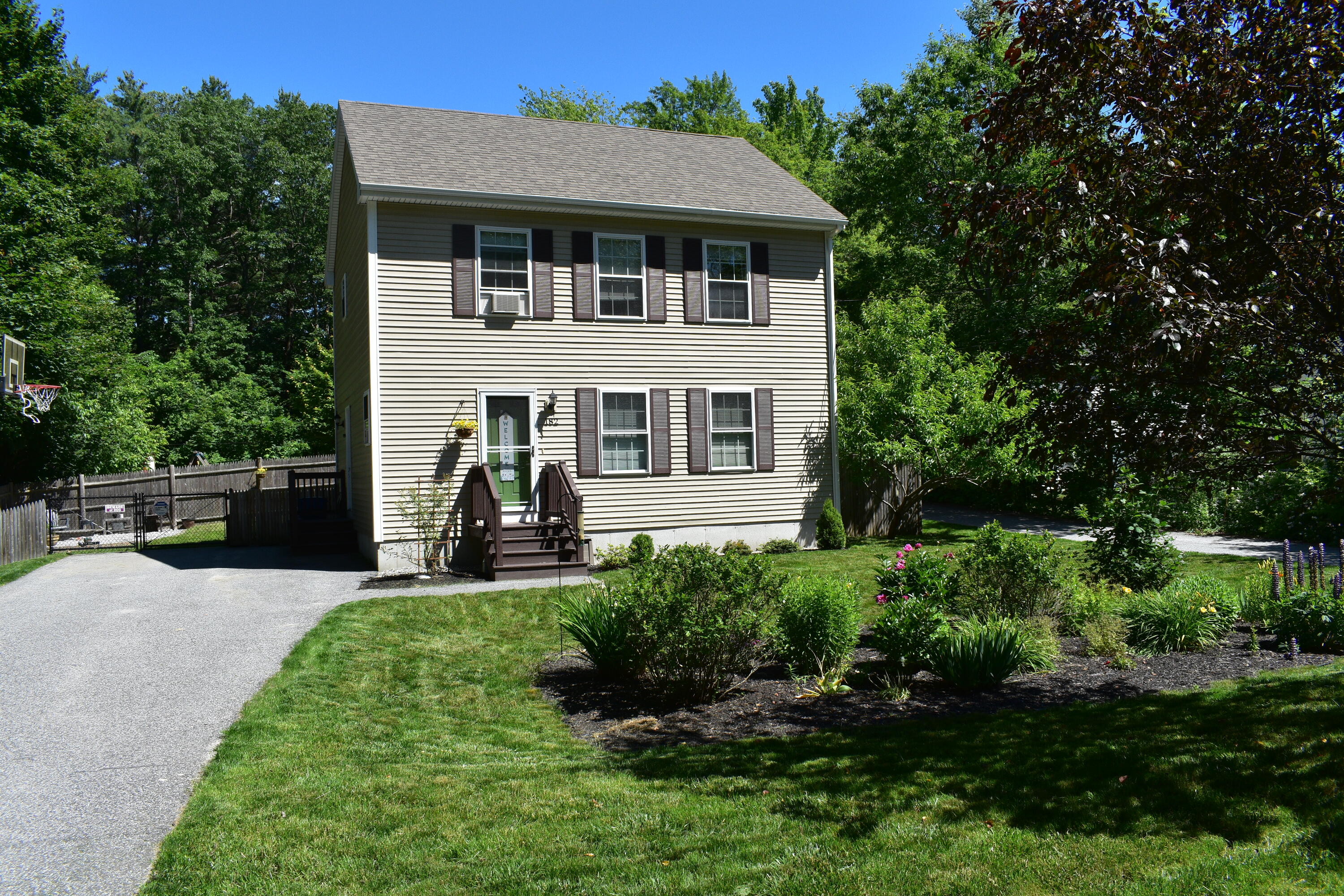 182 Hicks Street Portland ME 04103