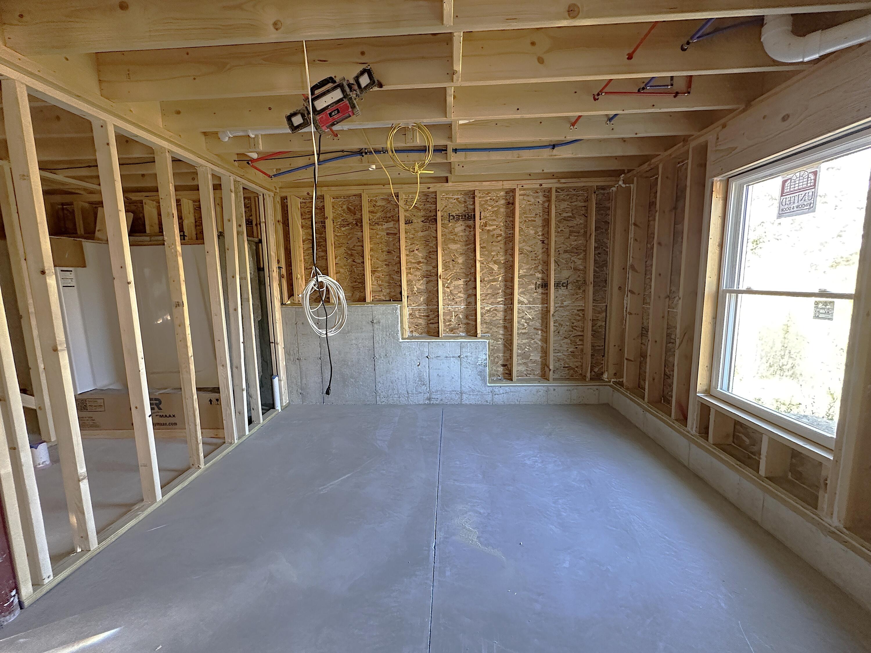 8 Penny Lane Parsonsfield ME 04047