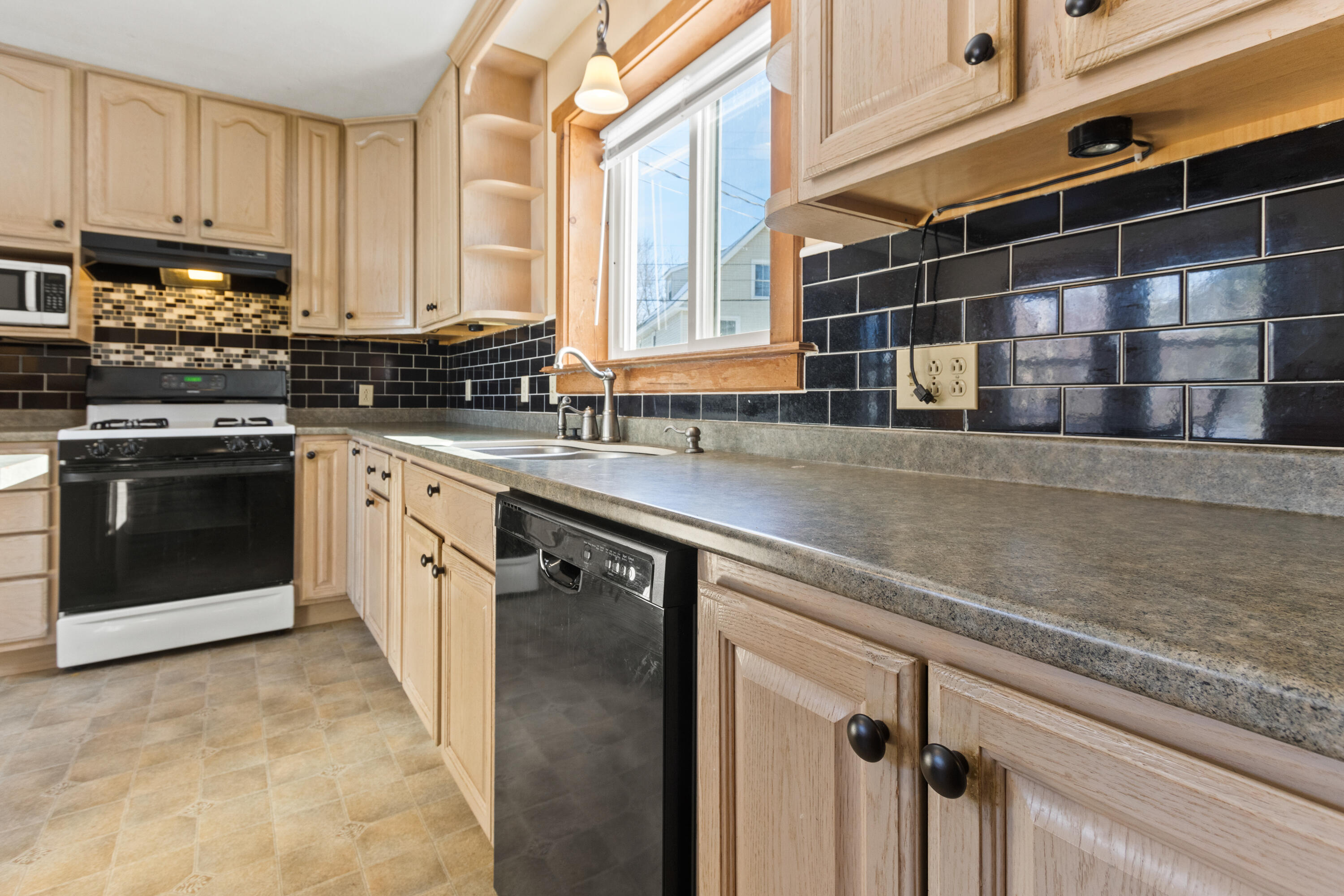 218 Highland Avenue Gardiner ME 04345