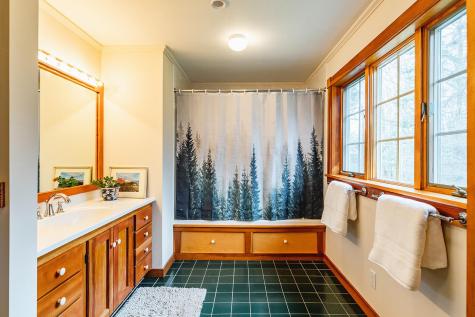 7 Ben Paul Lane Rockport ME 04856