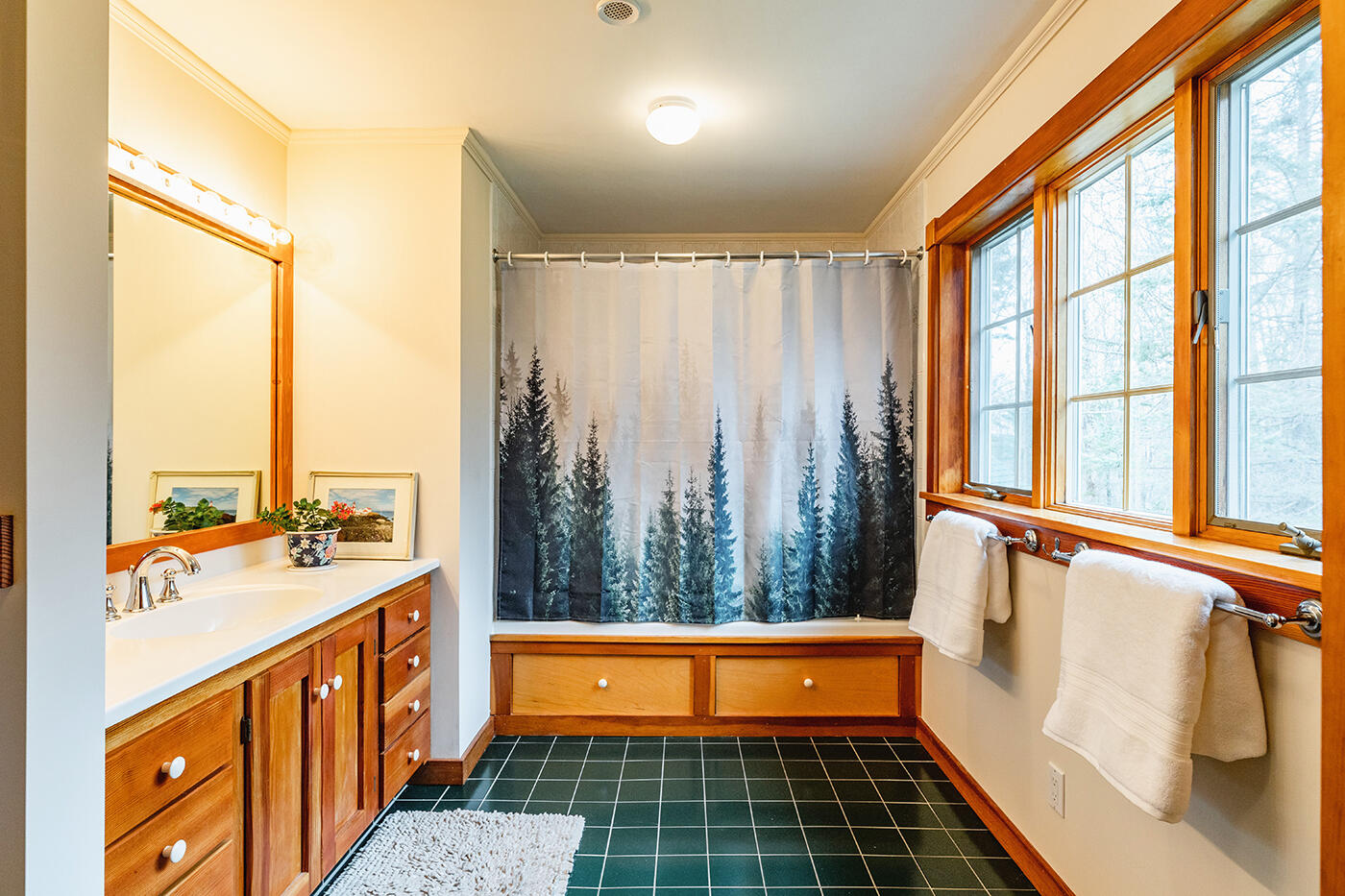 7 Ben Paul Lane Rockport ME 04856