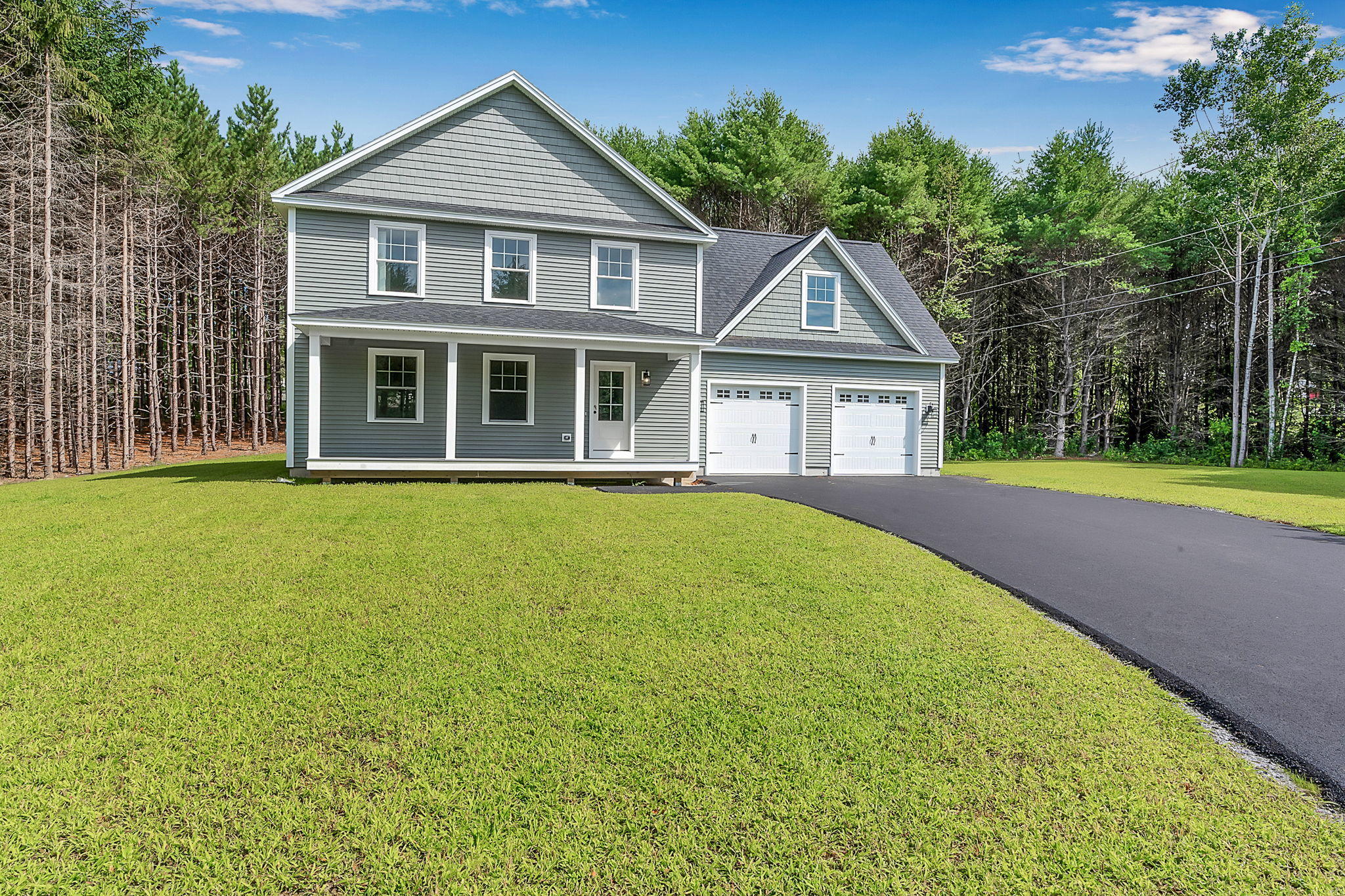 8 Heritage Lane Raymond ME 04071