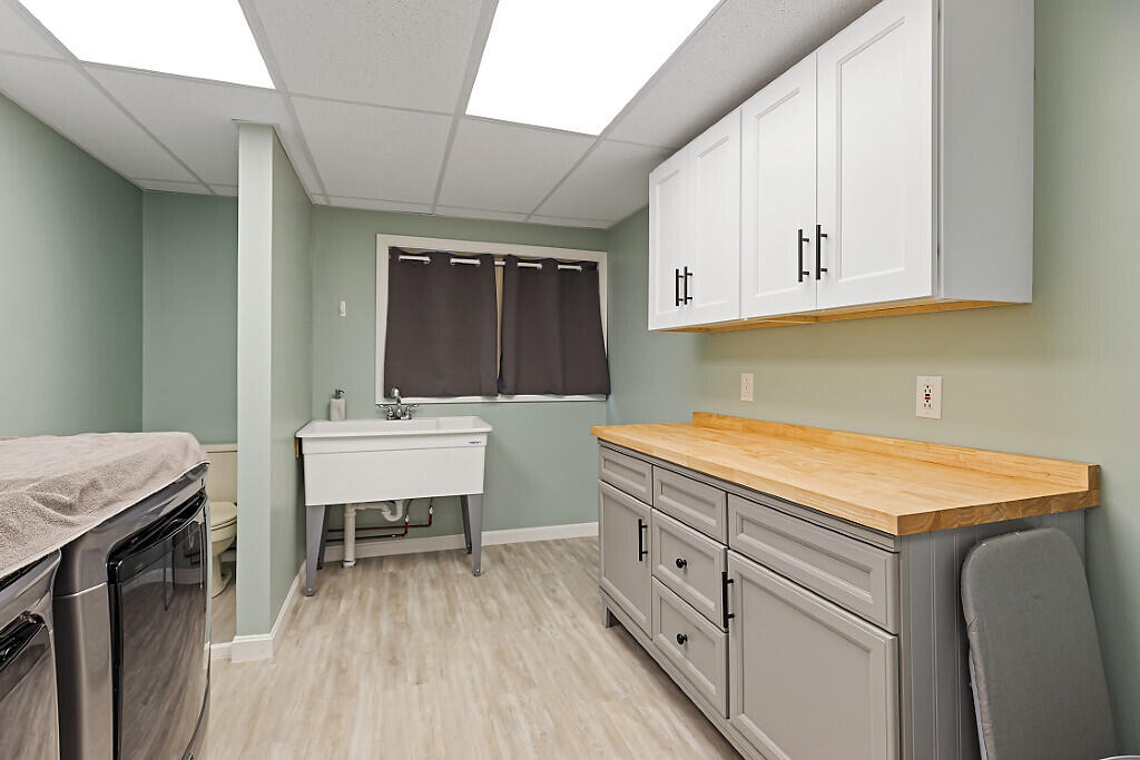 170 Rockwood Drive China ME 04358