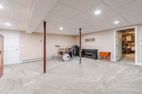 2 Neptune Road Old Orchard Beach ME 04064