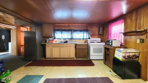 25 Moosehill Road Osborn ME 04605