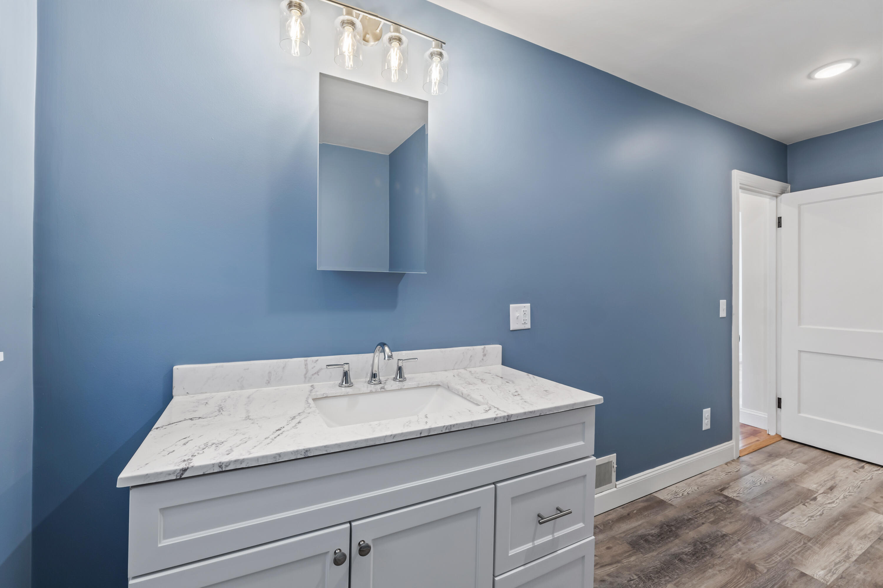 153 Poland Road Auburn ME 04210