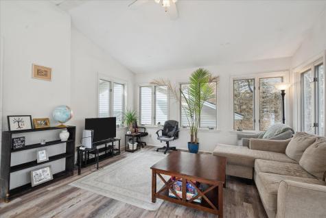 18 Wiseman Street Newport ME 04953