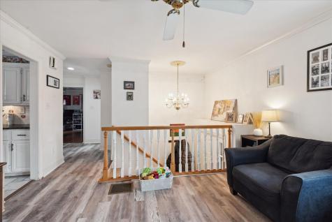 18 Wiseman Street Newport ME 04953