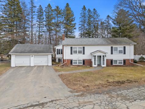 18 Wiseman Street Newport ME 04953