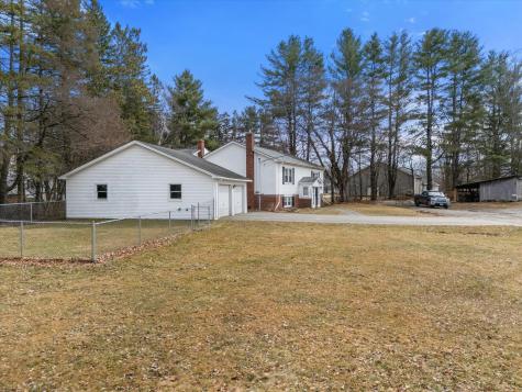 18 Wiseman Street Newport ME 04953