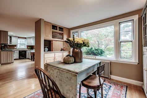 9 Providence Avenue Falmouth ME 04105
