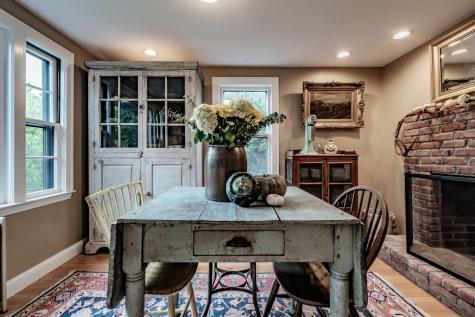 9 Providence Avenue Falmouth ME 04105