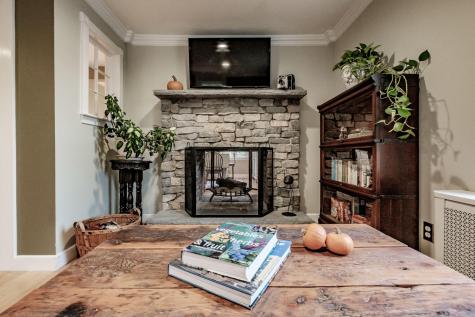 9 Providence Avenue Falmouth ME 04105