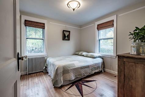 9 Providence Avenue Falmouth ME 04105