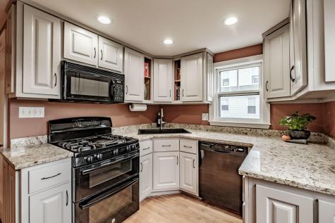 9 Providence Avenue Falmouth ME 04105