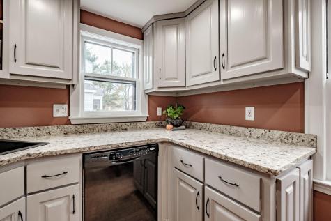 9 Providence Avenue Falmouth ME 04105