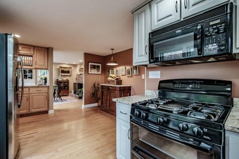 9 Providence Avenue Falmouth ME 04105