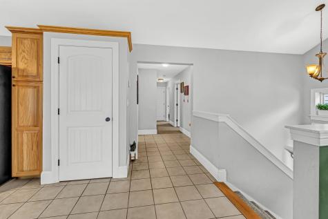 19 Deer Pond Lane Bangor ME 04401