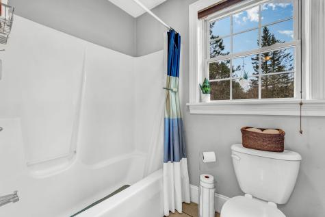 19 Deer Pond Lane Bangor ME 04401