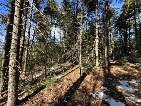 0 High Street Peru ME 04290