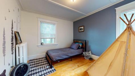 44 Shepley Street Auburn ME 04210