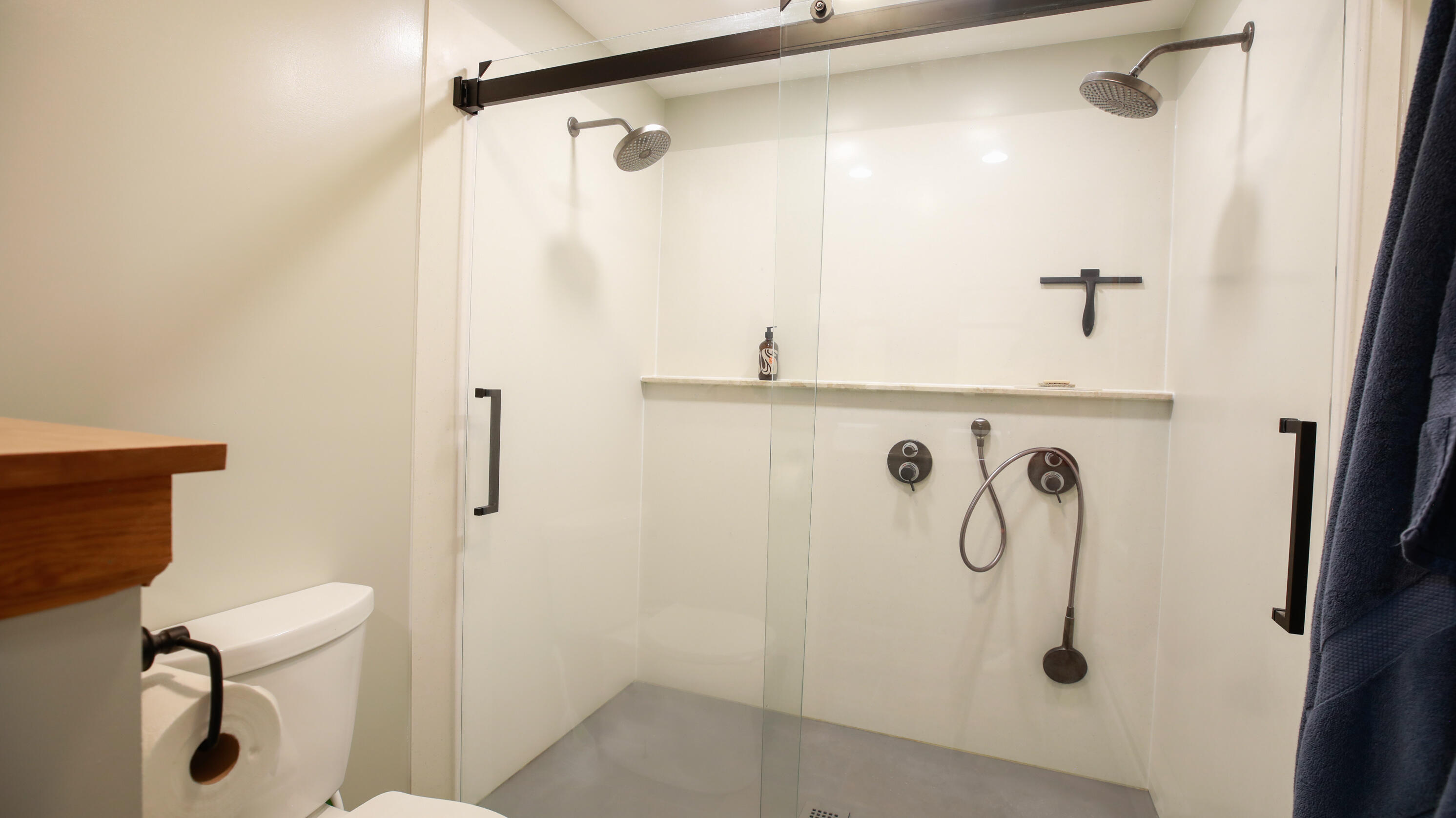 1359 Main Road Eddington ME 04428