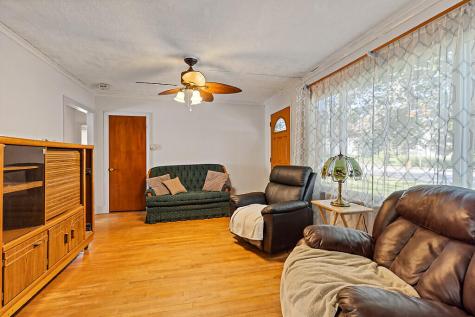 148 Eastern Avenue Augusta ME 04330