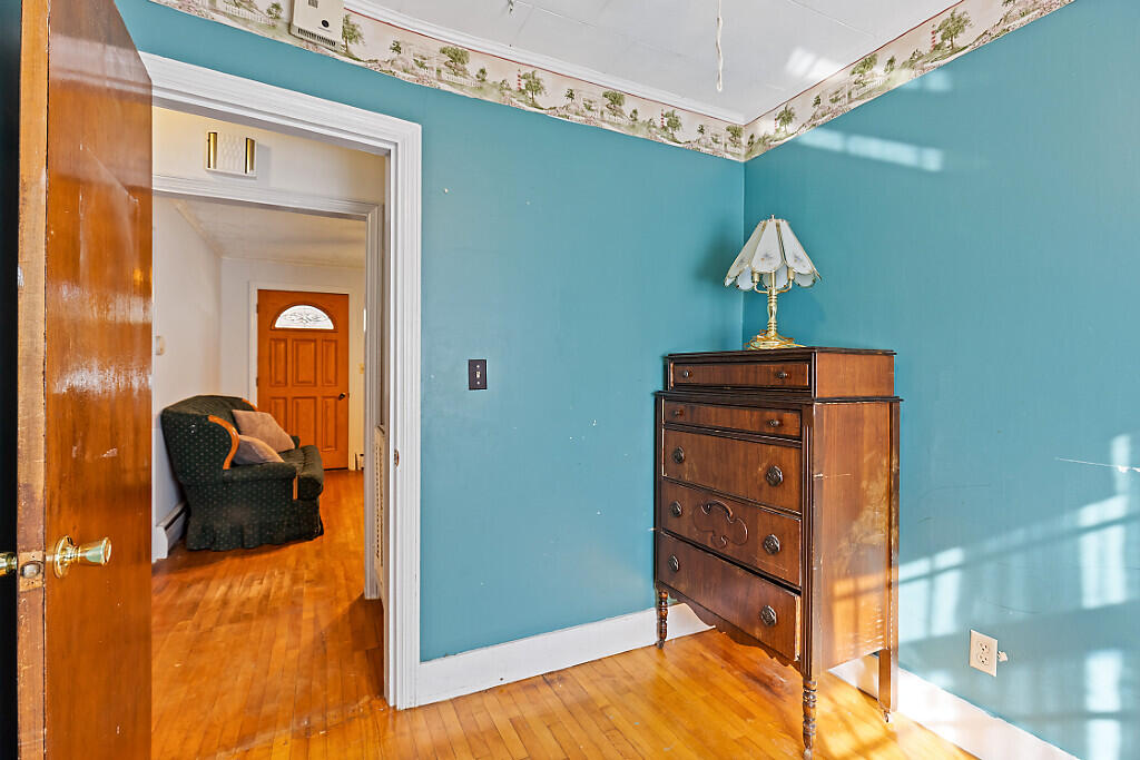 148 Eastern Avenue Augusta ME 04330