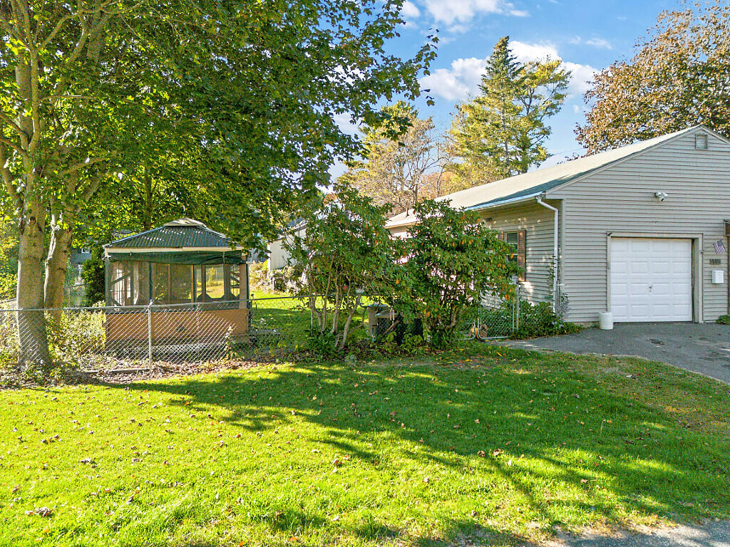 148 Eastern Avenue Augusta ME 04330