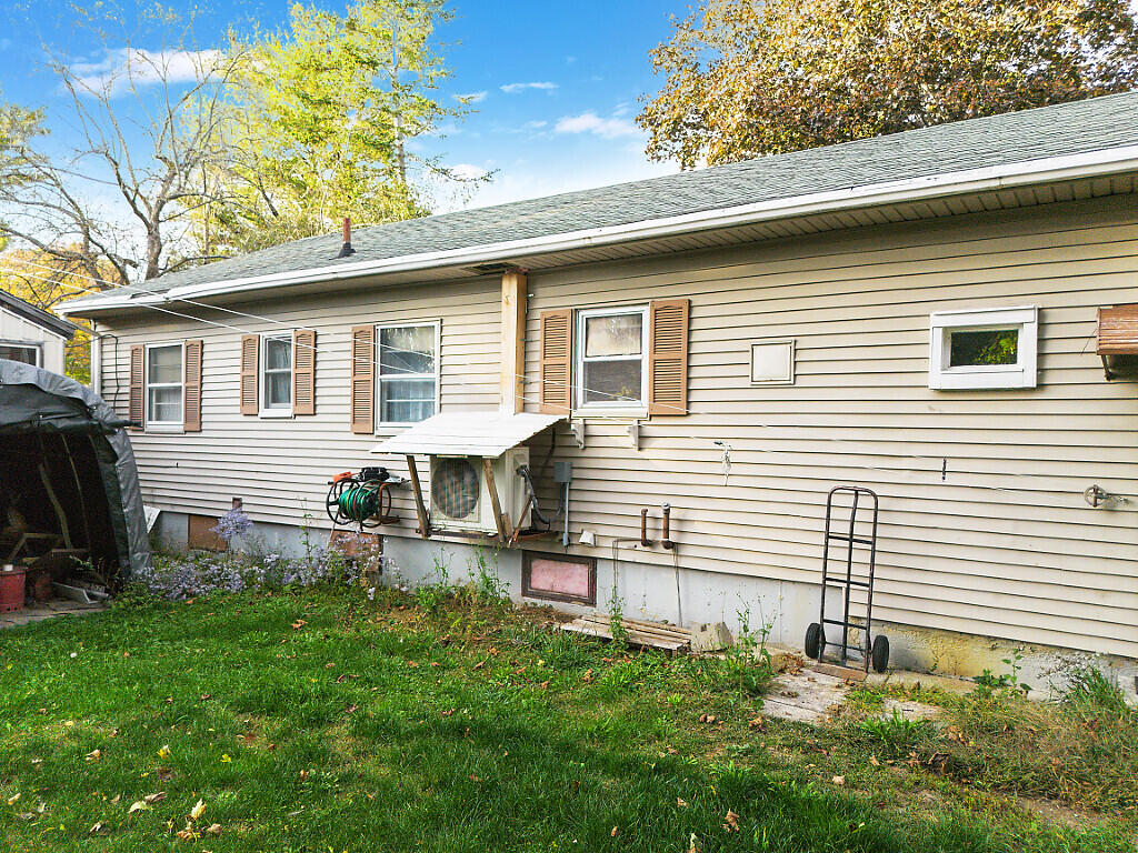 148 Eastern Avenue Augusta ME 04330