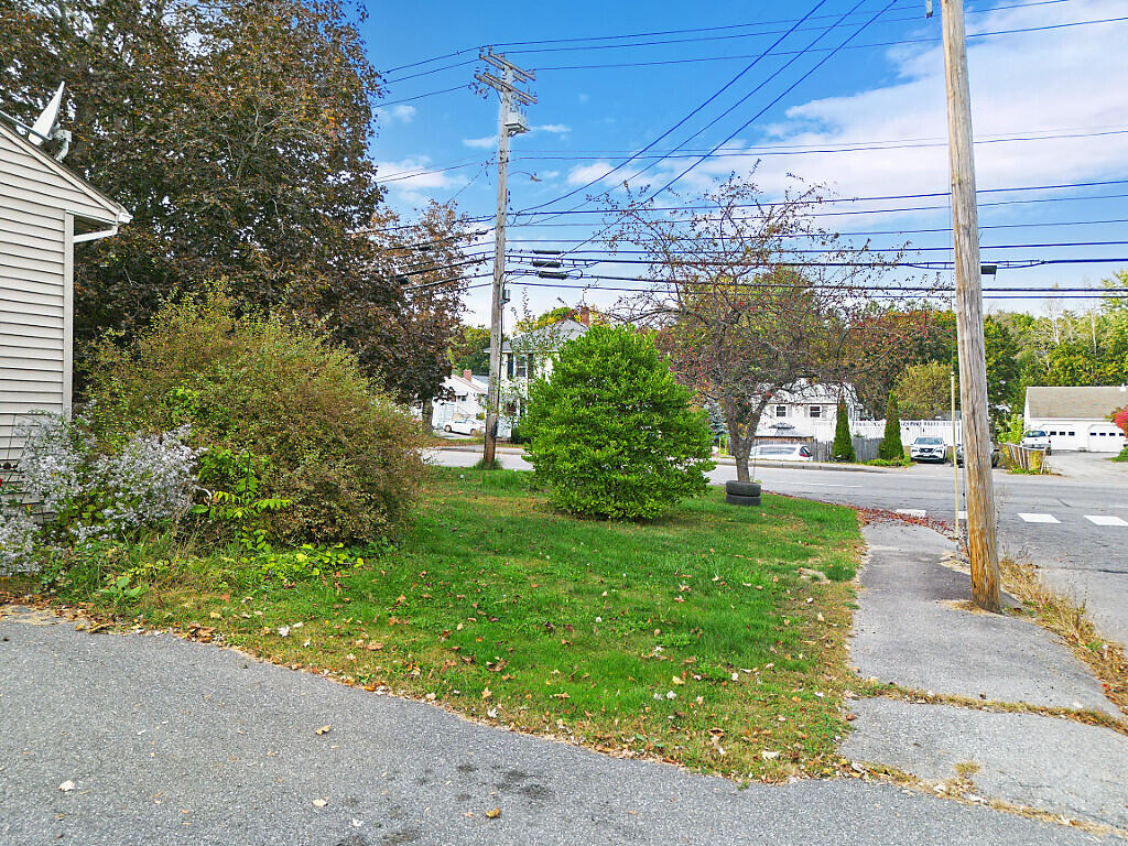 148 Eastern Avenue Augusta ME 04330