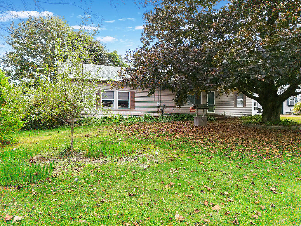 148 Eastern Avenue Augusta ME 04330