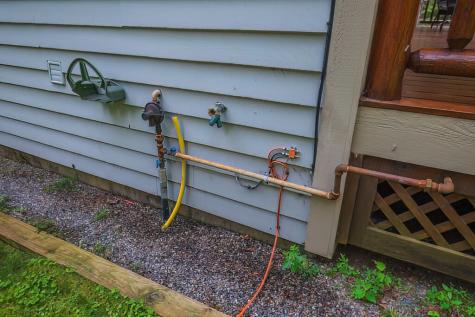 18 Pinkham Road Embden ME 04958