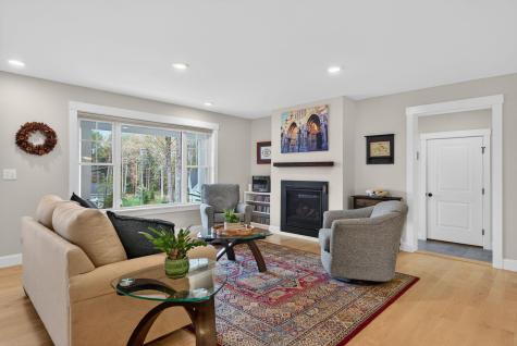 30 Perreault Way Brunswick ME 04011