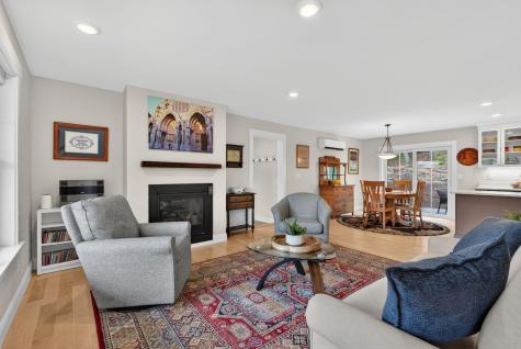 30 Perreault Way Brunswick ME 04011