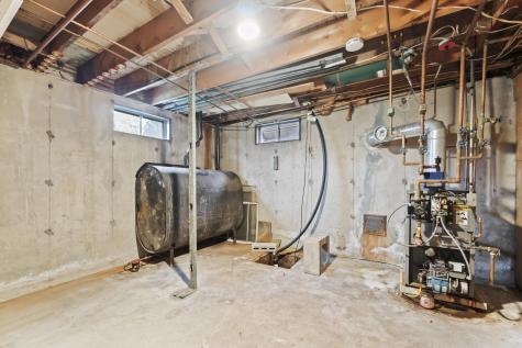 396 East Avenue Lewiston ME 04240